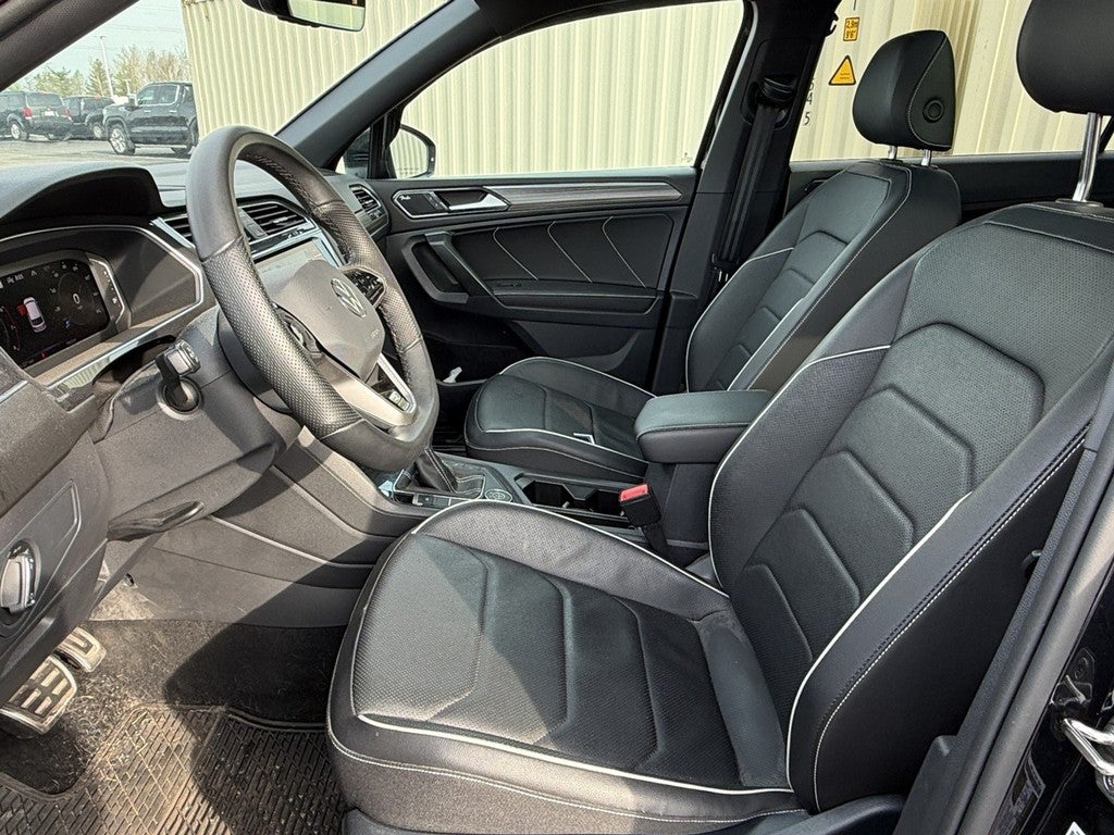 2022 Volkswagen Tiguan 2.0T SEL R-Line 4MOTION