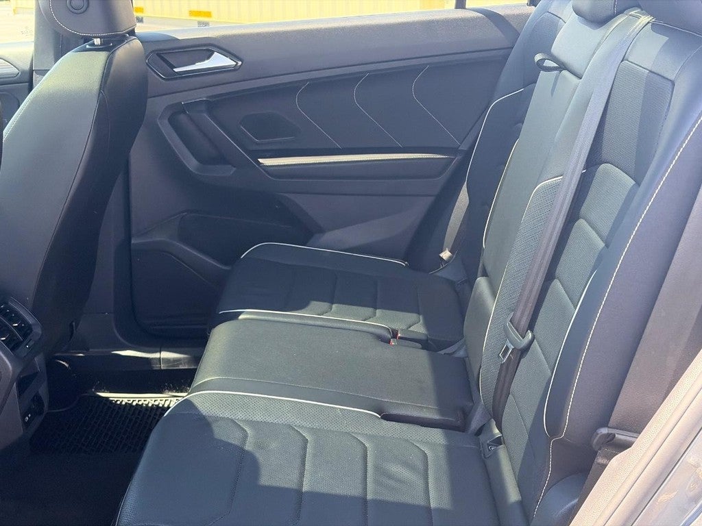 2024 Volkswagen Tiguan 2.0T SEL R-Line 4MOTION