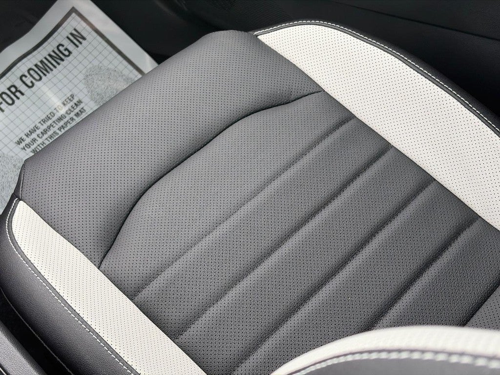 2025 Volkswagen Taos SEL 4MOTION
