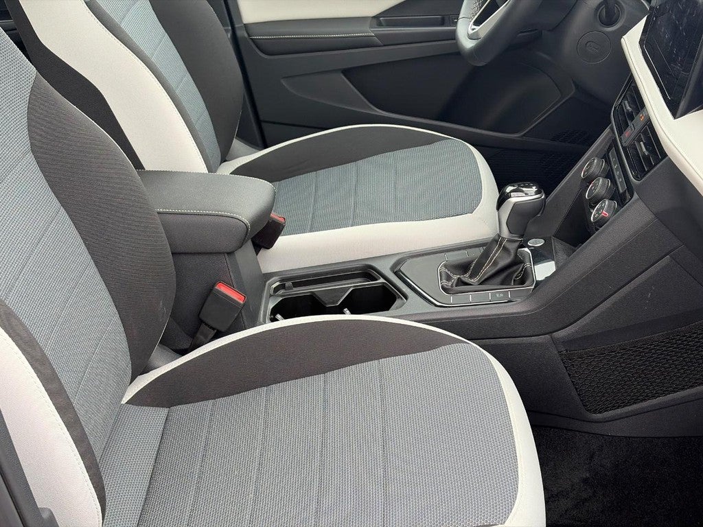 2025 Volkswagen Taos S FWD