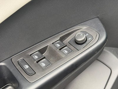 2025 Volkswagen Taos S FWD