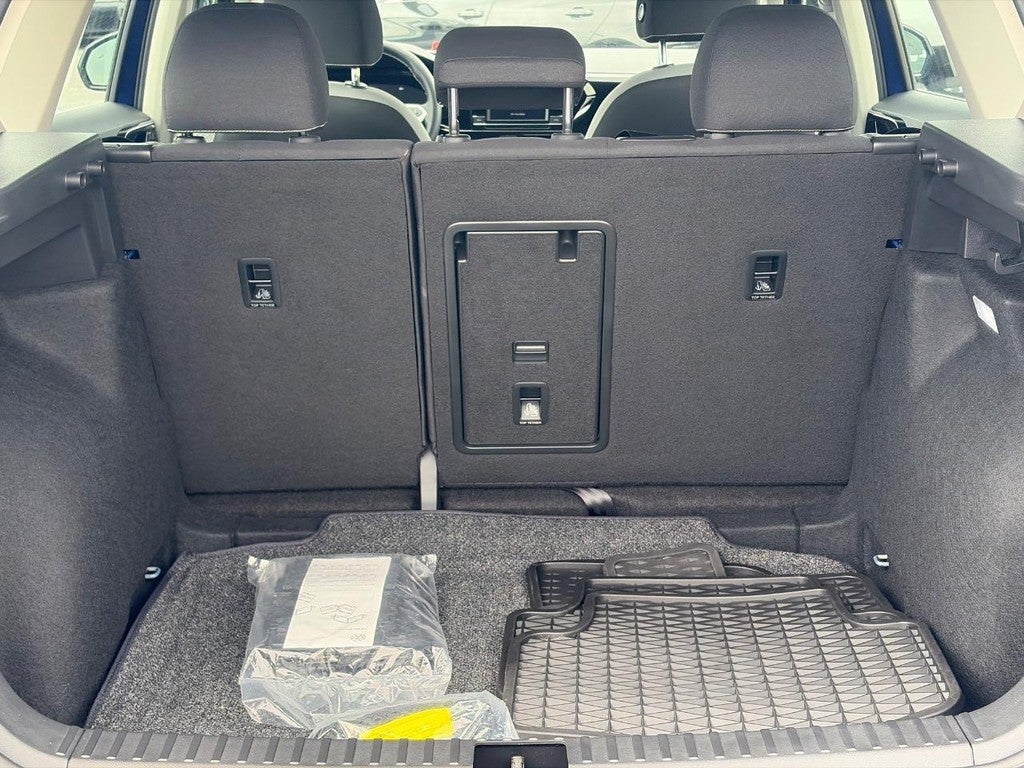 2024 Volkswagen Taos S FWD