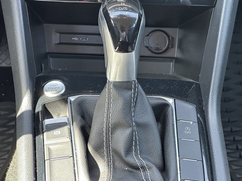 2025 Volkswagen Taos S 4MOTION