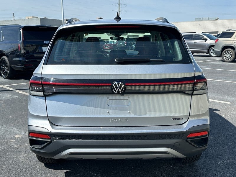 2025 Volkswagen Taos S 4MOTION