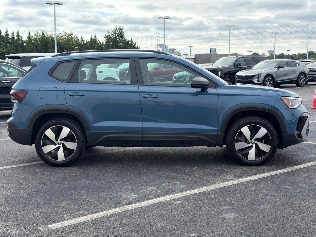 2026 Volkswagen Taos S 4MOTION
