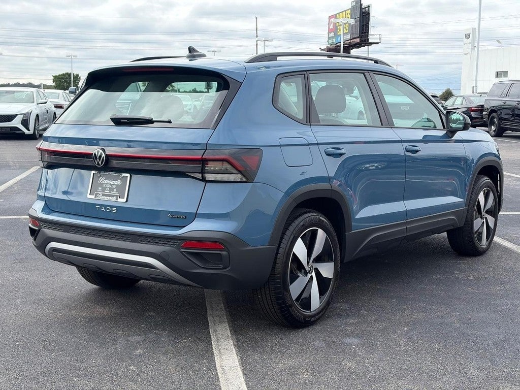 2026 Volkswagen Taos S 4MOTION