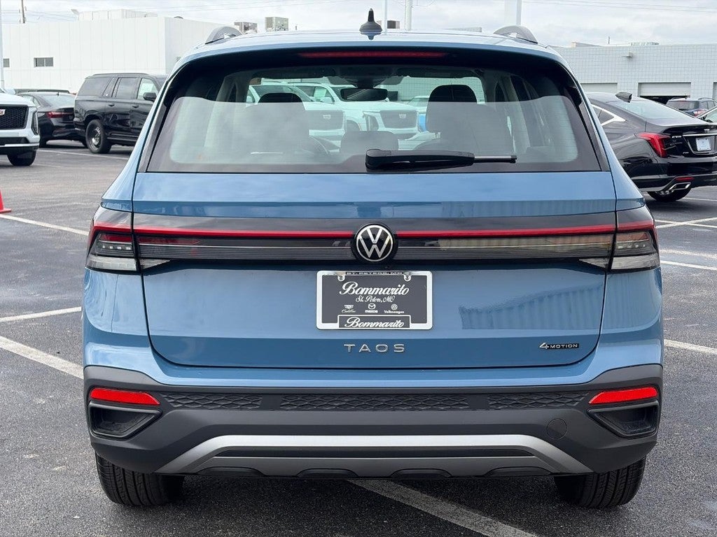 2026 Volkswagen Taos S 4MOTION