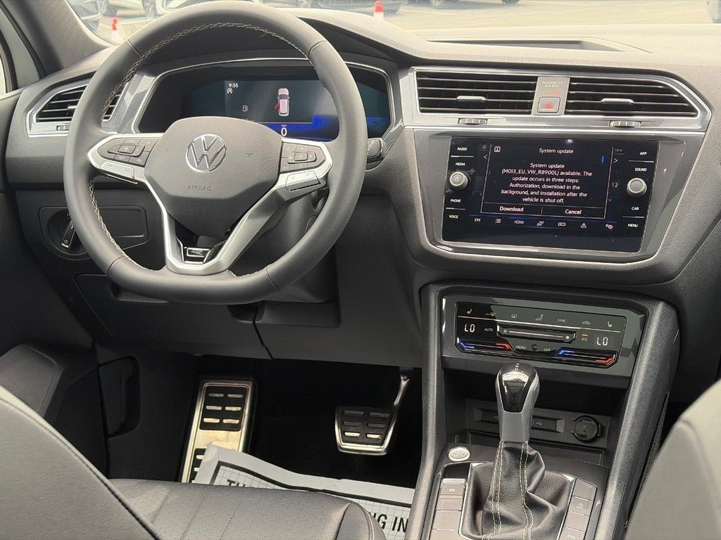 2023 Volkswagen Tiguan 2.0T SE R-Line Black FWD