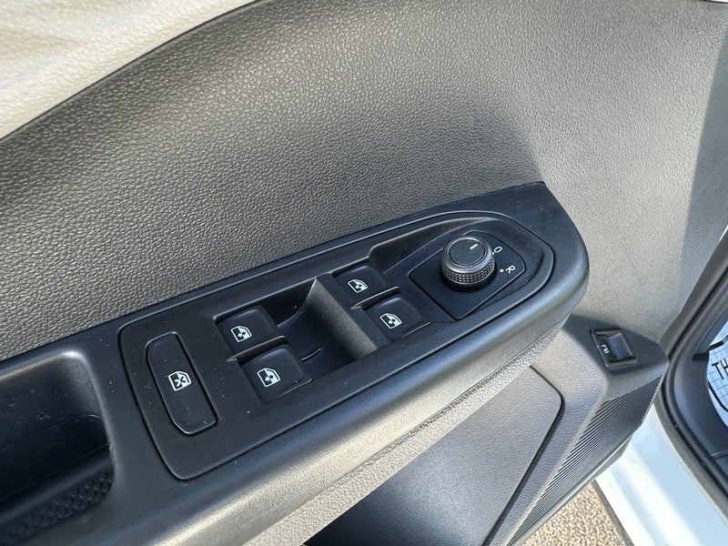 2023 Volkswagen Taos S FWD