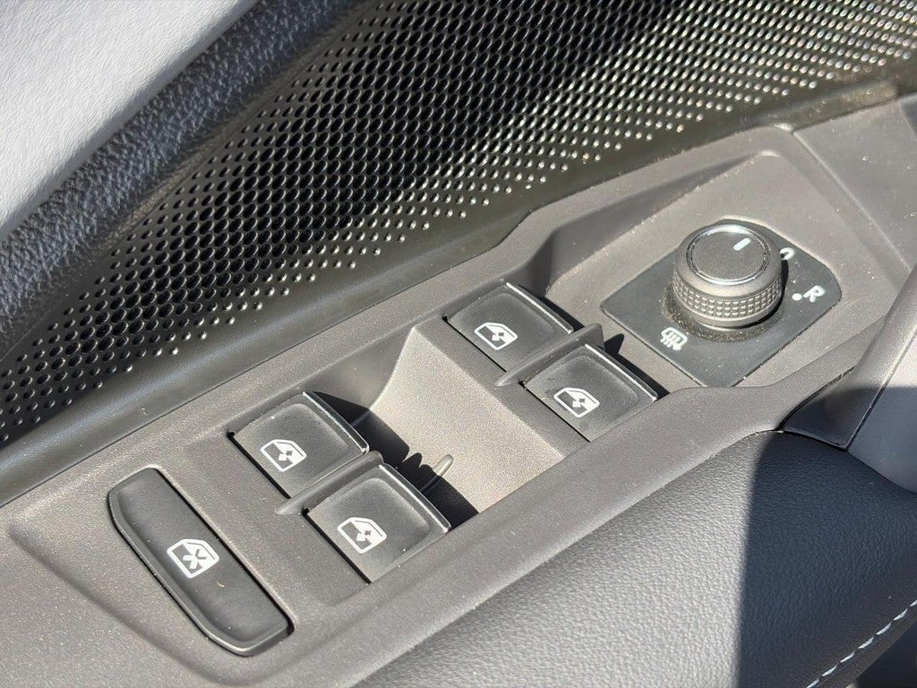 2026 Volkswagen Tiguan SE FWD