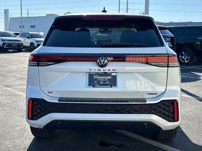 2025 Volkswagen Tiguan 2.0T SE R-Line Black 4MOTION