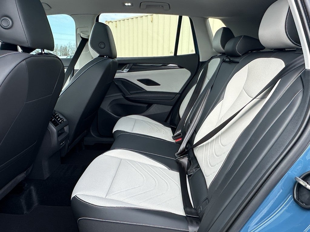 2025 Volkswagen Tiguan 2.0T SE 4MOTION