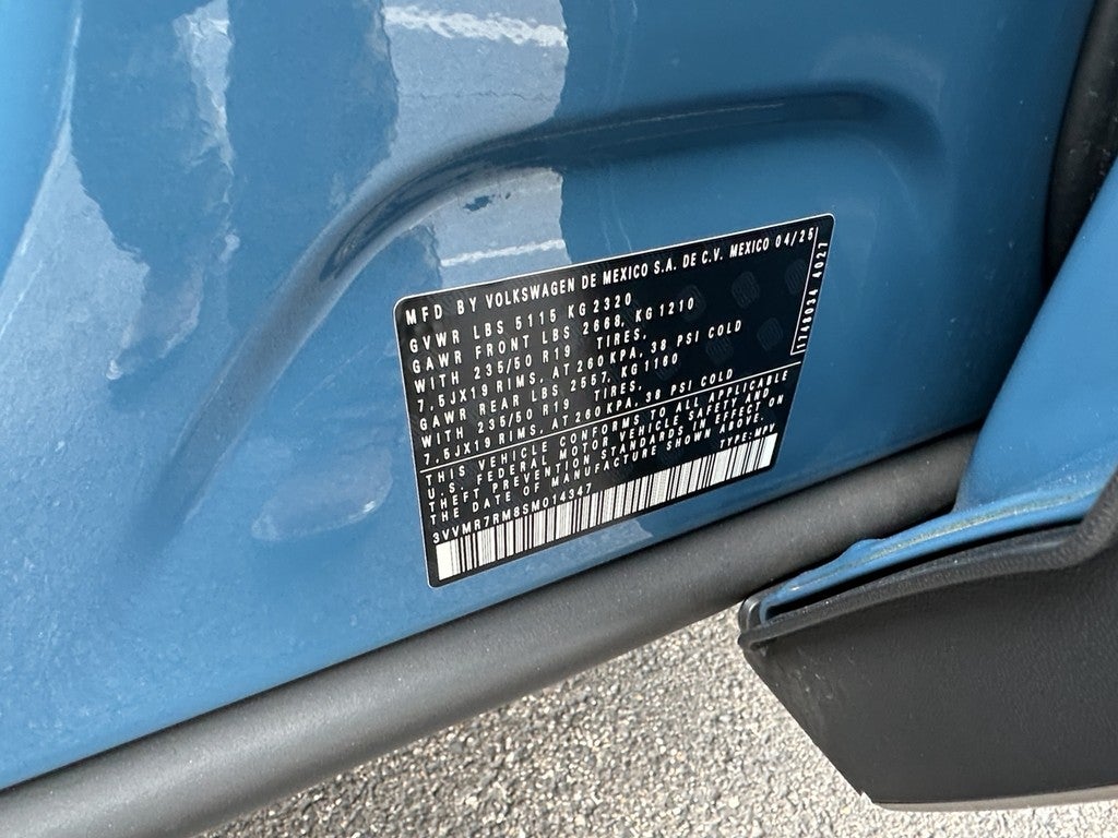 2025 Volkswagen Tiguan 2.0T SE 4MOTION