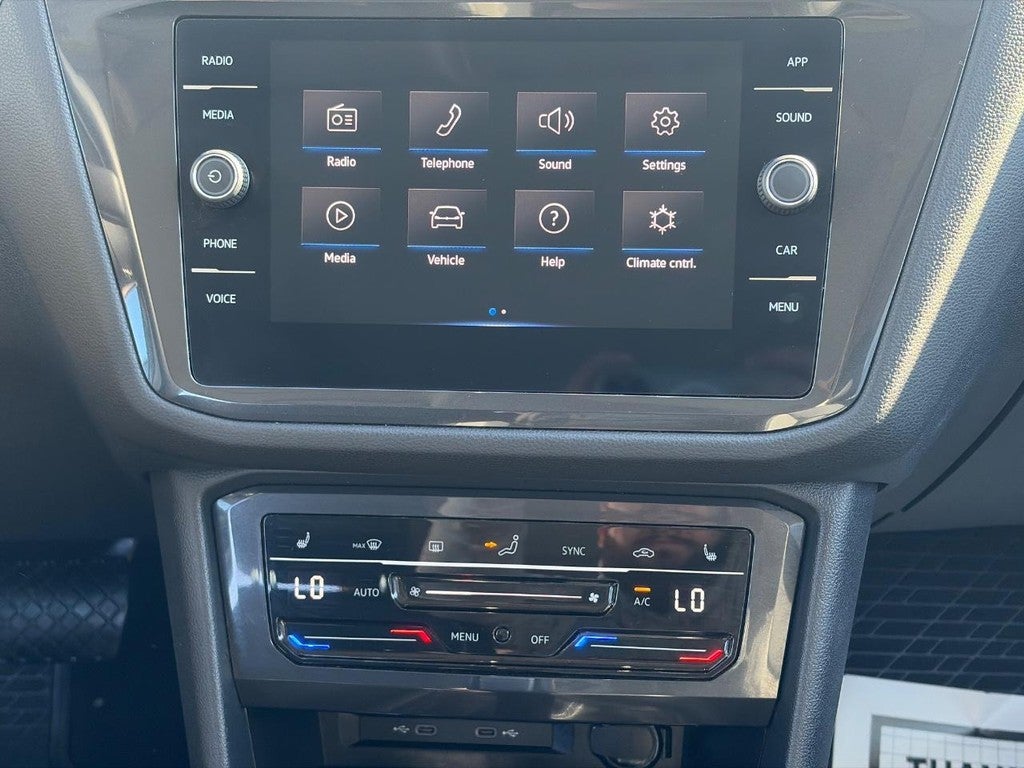 2024 Volkswagen Tiguan 2.0T SE FWD