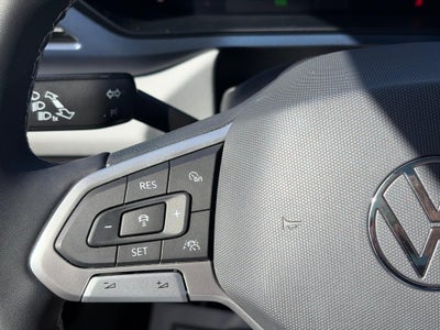2023 Volkswagen Taos SE 4MOTION