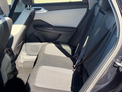 2026 Volkswagen Taos SE FWD