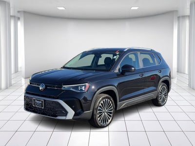 2026 Volkswagen Taos SE FWD