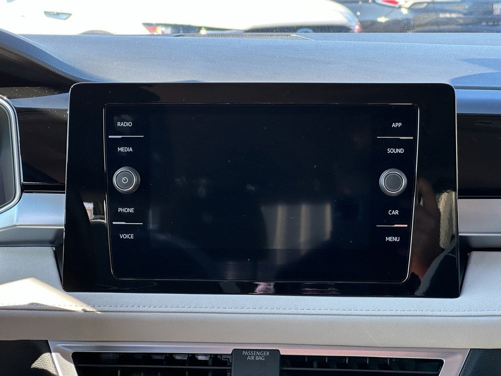 2025 Volkswagen Taos SE 4MOTION