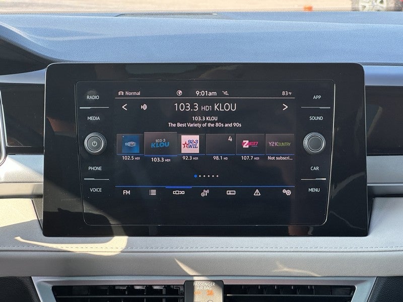 2025 Volkswagen Taos SE 4MOTION