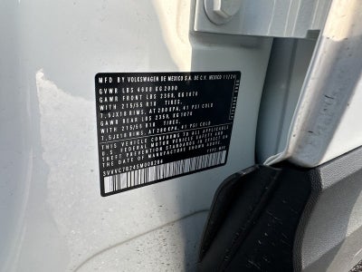 2025 Volkswagen Taos SE 4MOTION