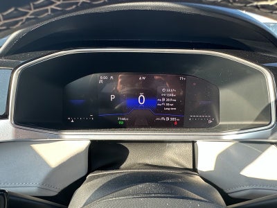 2025 Volkswagen Taos SE 4MOTION