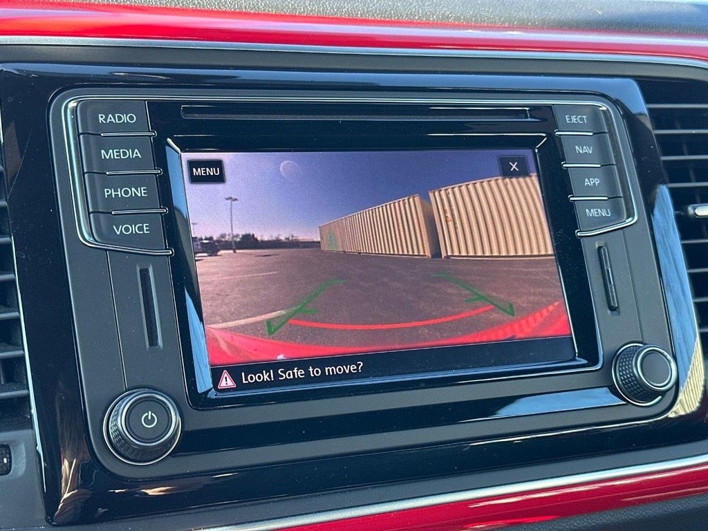 2018 Volkswagen Beetle Convertible SE Auto