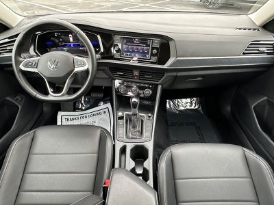2023 Volkswagen Jetta SE Auto
