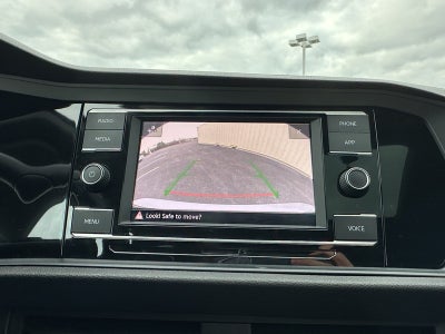 2023 Volkswagen Jetta SE Auto