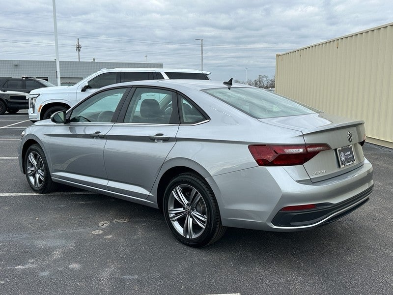 2023 Volkswagen Jetta SE Auto