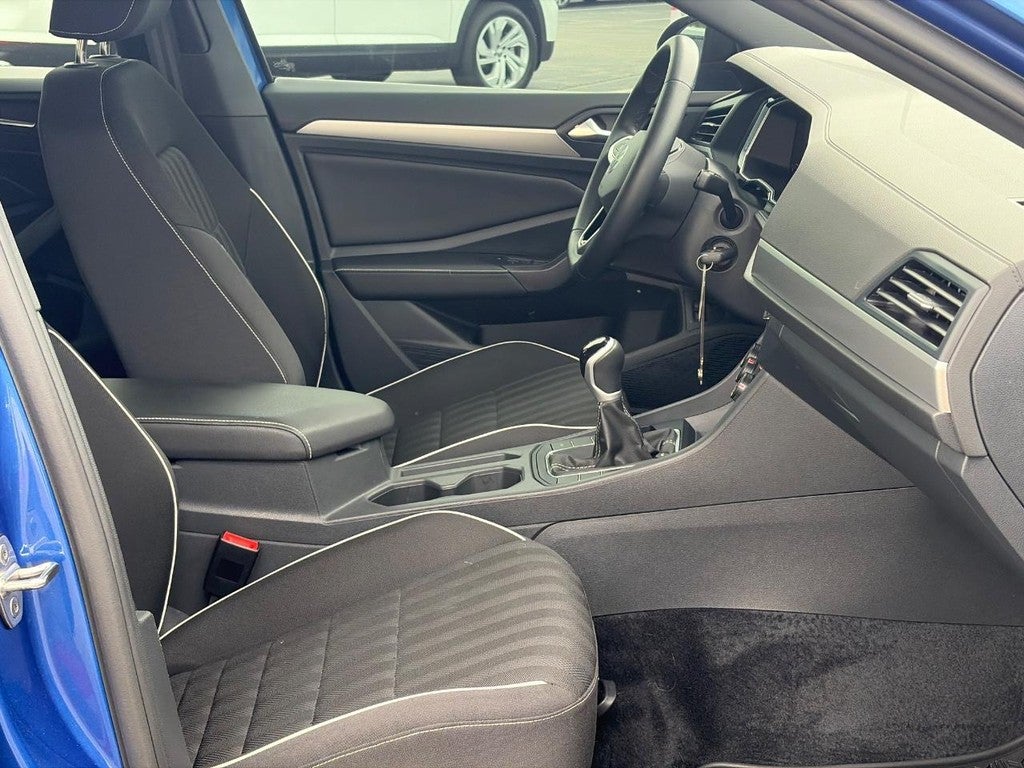 2024 Volkswagen Jetta Sport Manual