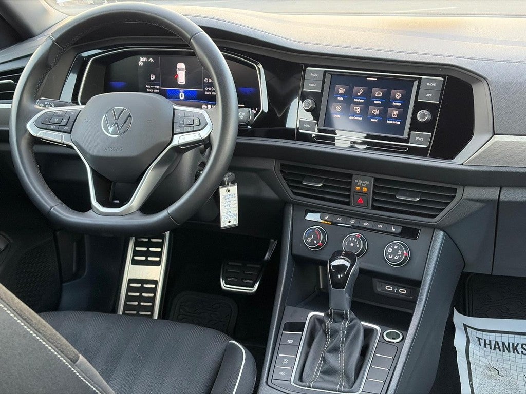 2024 Volkswagen Jetta Sport Auto
