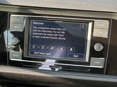 2023 Volkswagen Jetta SE Auto