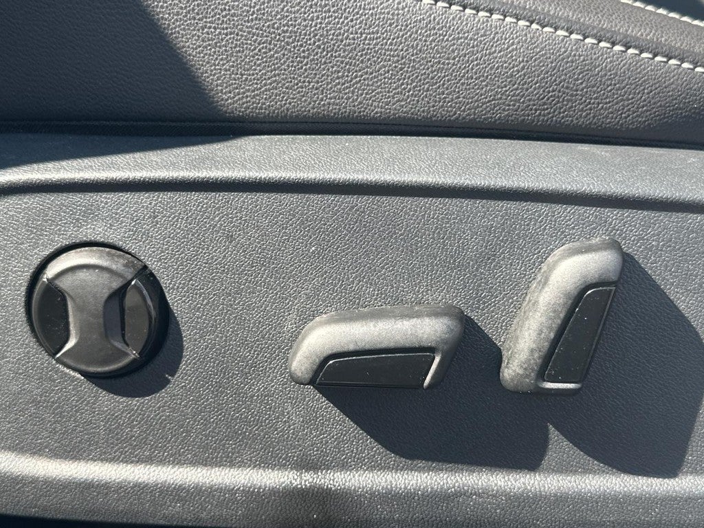 2024 Volkswagen Jetta SE Auto