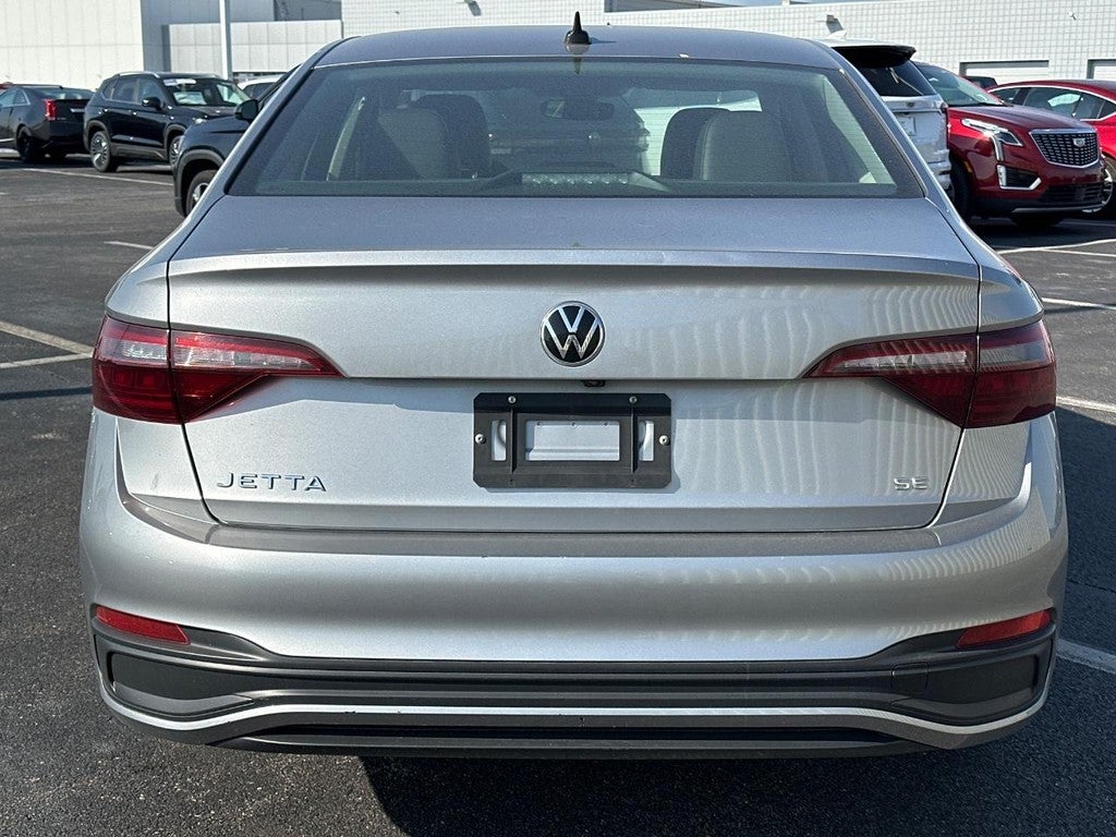 2024 Volkswagen Jetta SE Auto