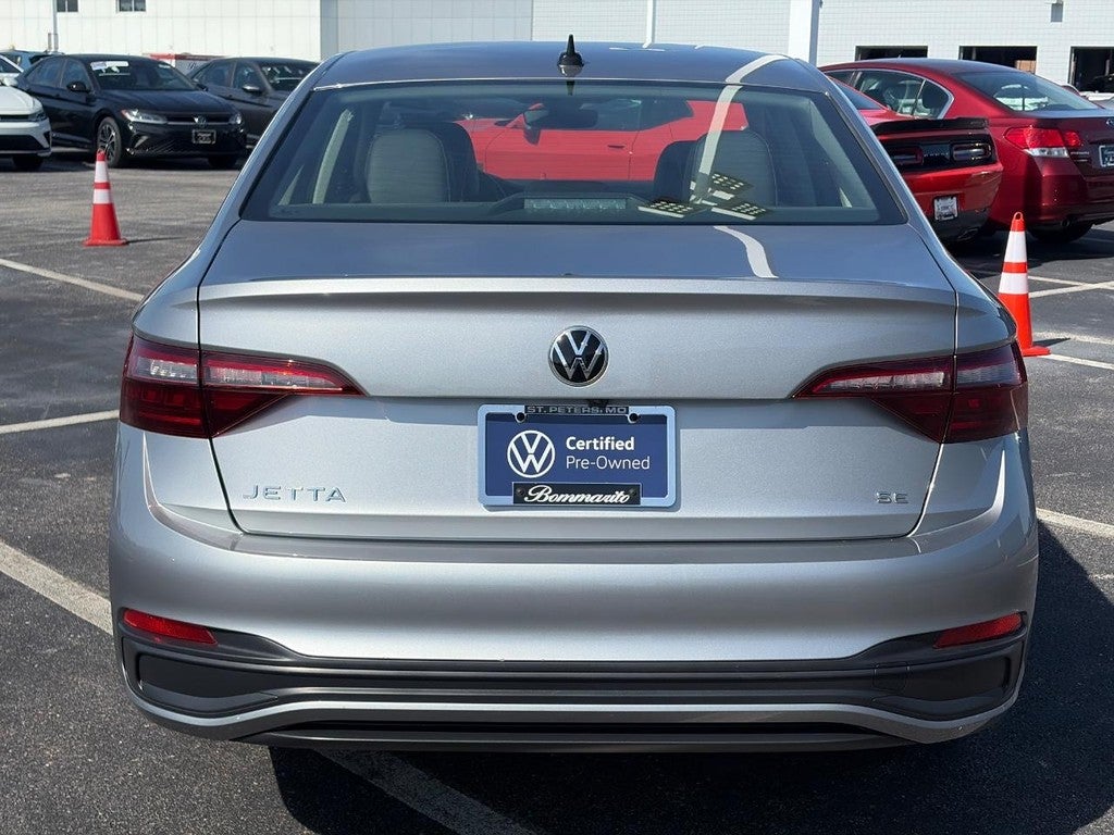 2024 Volkswagen Jetta SE Auto