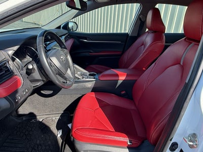 2019 Toyota Camry XSE Auto