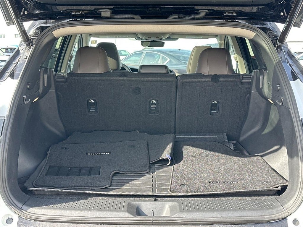 2025 Nissan Murano AWD Platinum