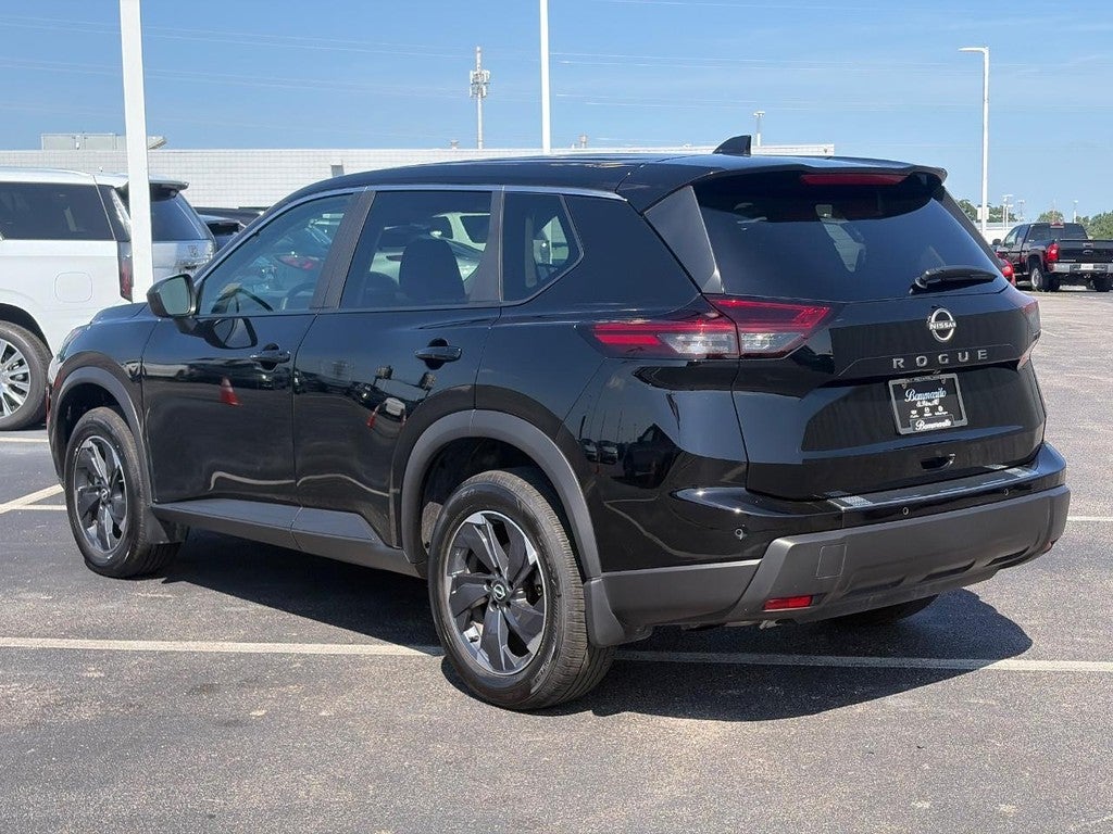 2025 Nissan Rogue FWD SV