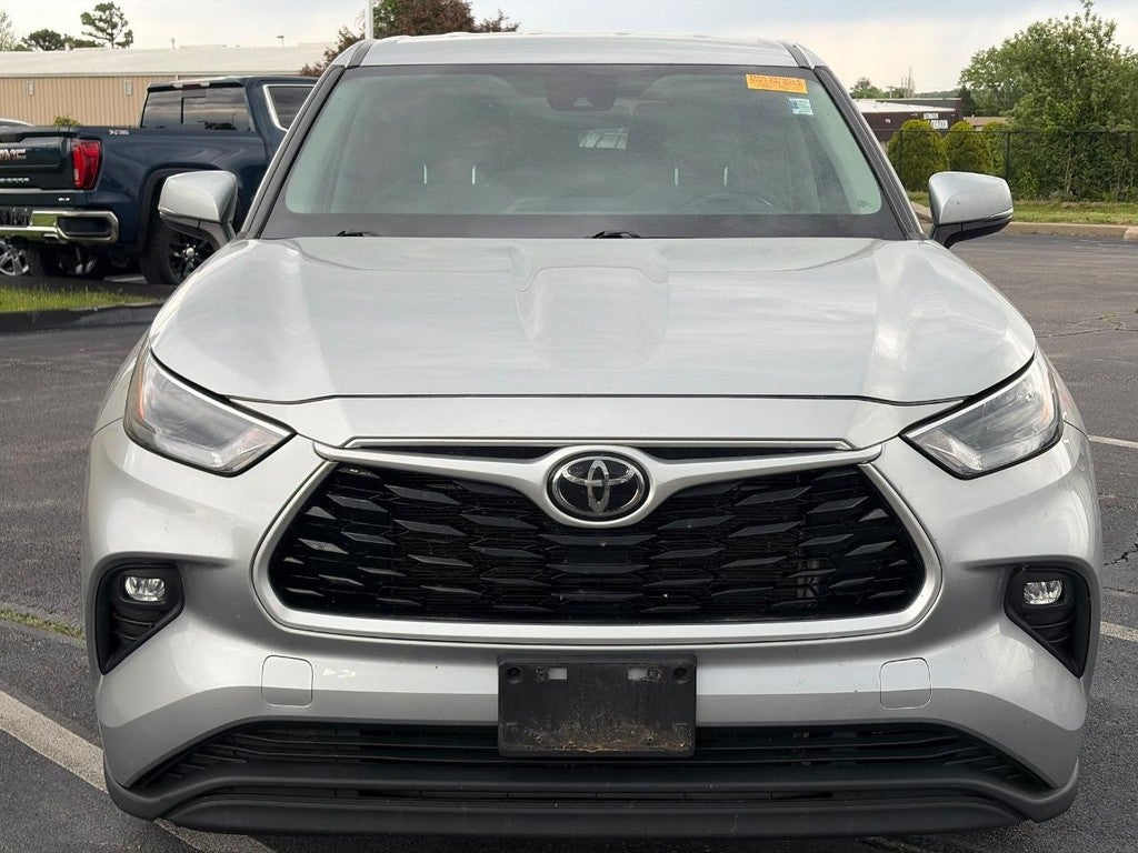 2022 Toyota Highlander LE AWD (Natl)