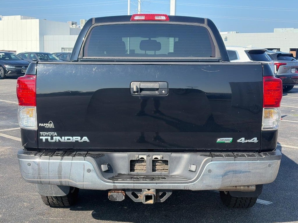 2011 Toyota Tundra 4WD CrewMax 5.7L FFV V8 6-Spd AT LTD