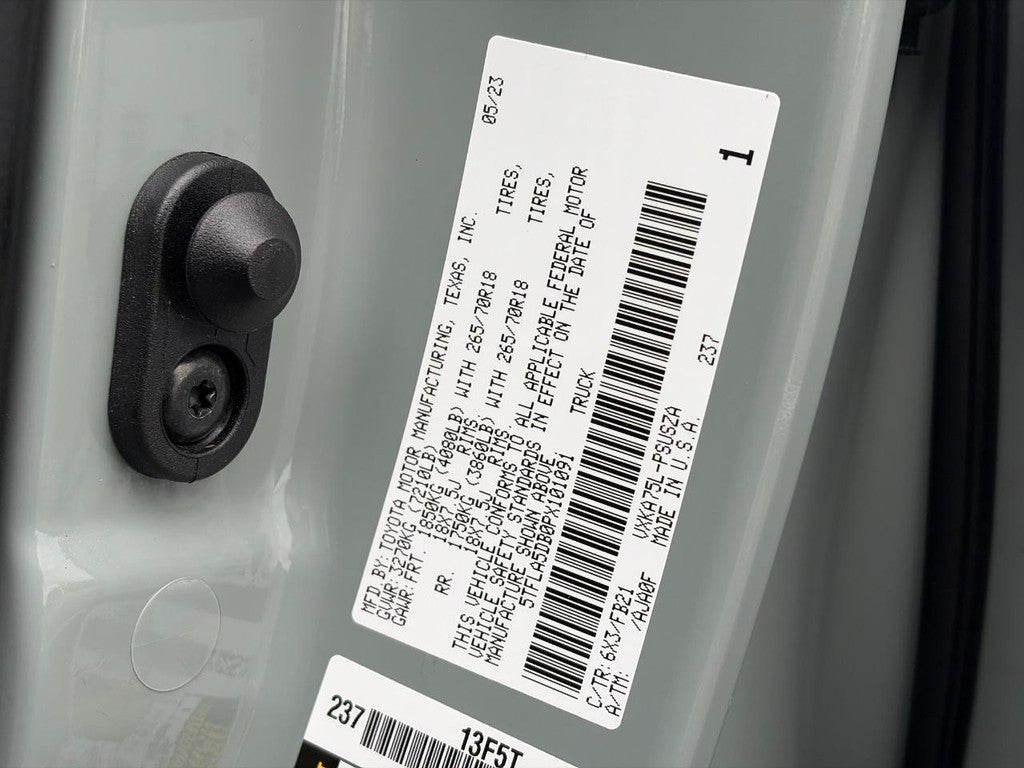 2023 Toyota Tundra 4WD SR5 CrewMax 5.5' Bed (Natl)