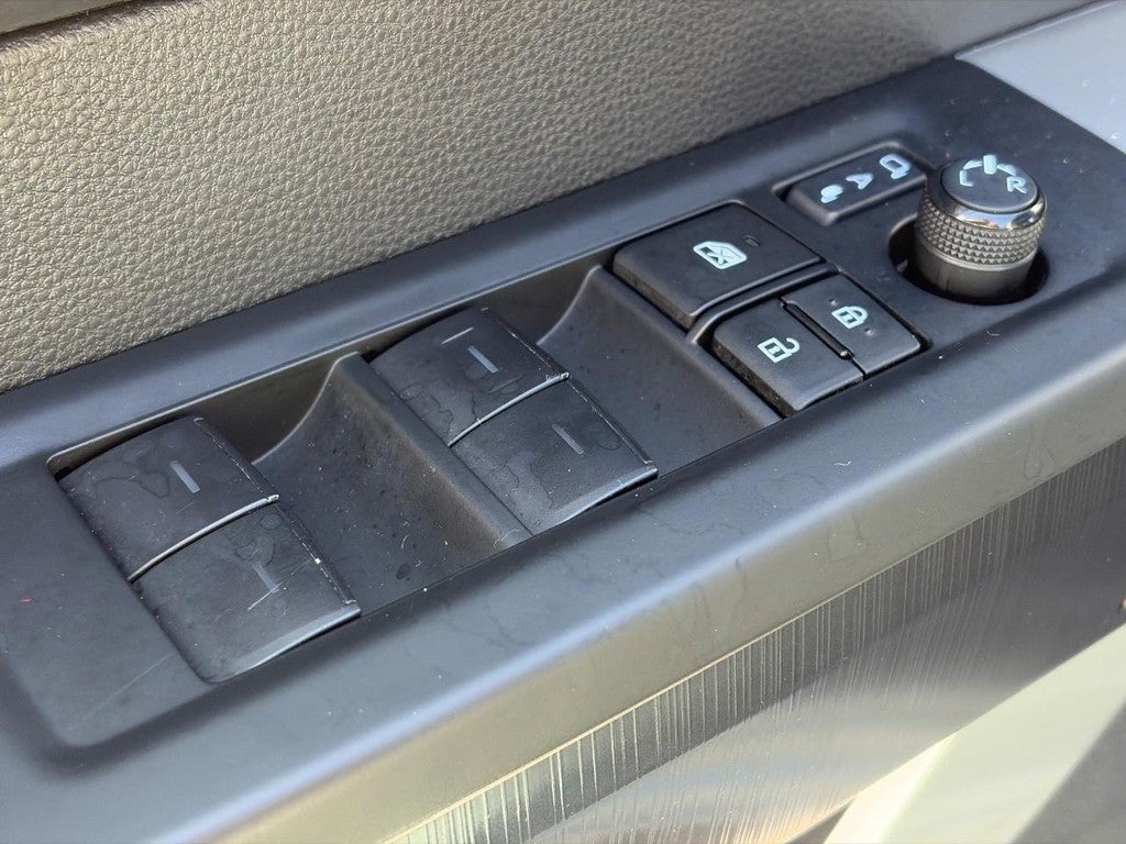 2024 Toyota Sequoia Platinum 4WD (Natl)
