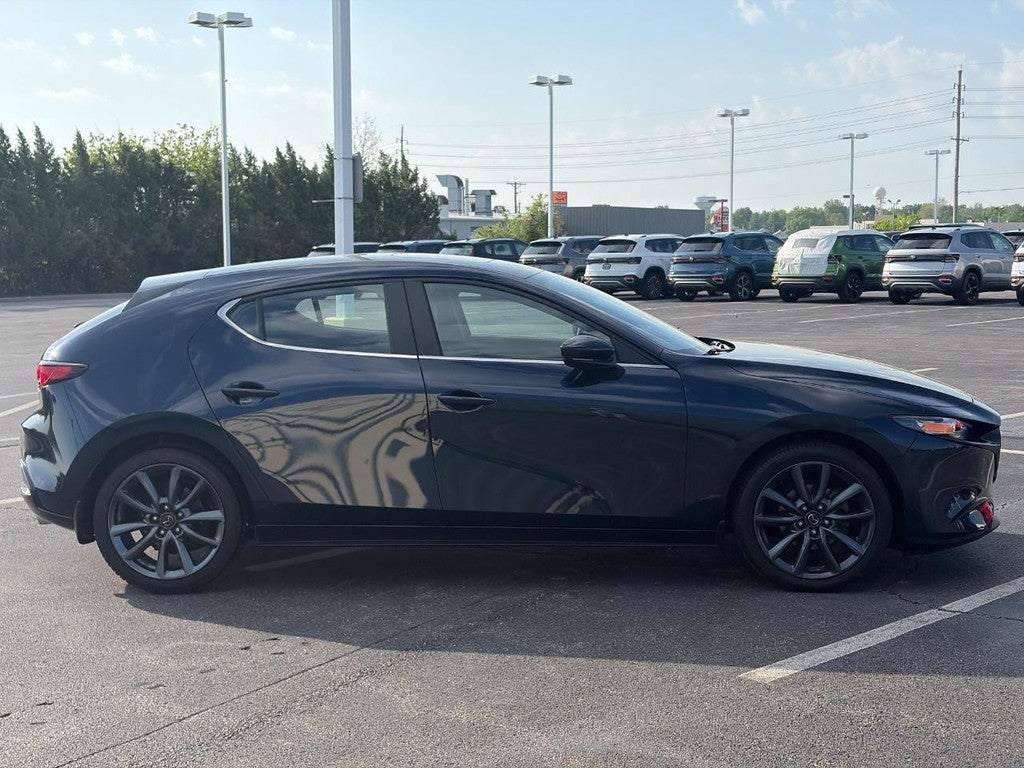 2022 Mazda Mazda3 Hatchback Preferred Auto FWD