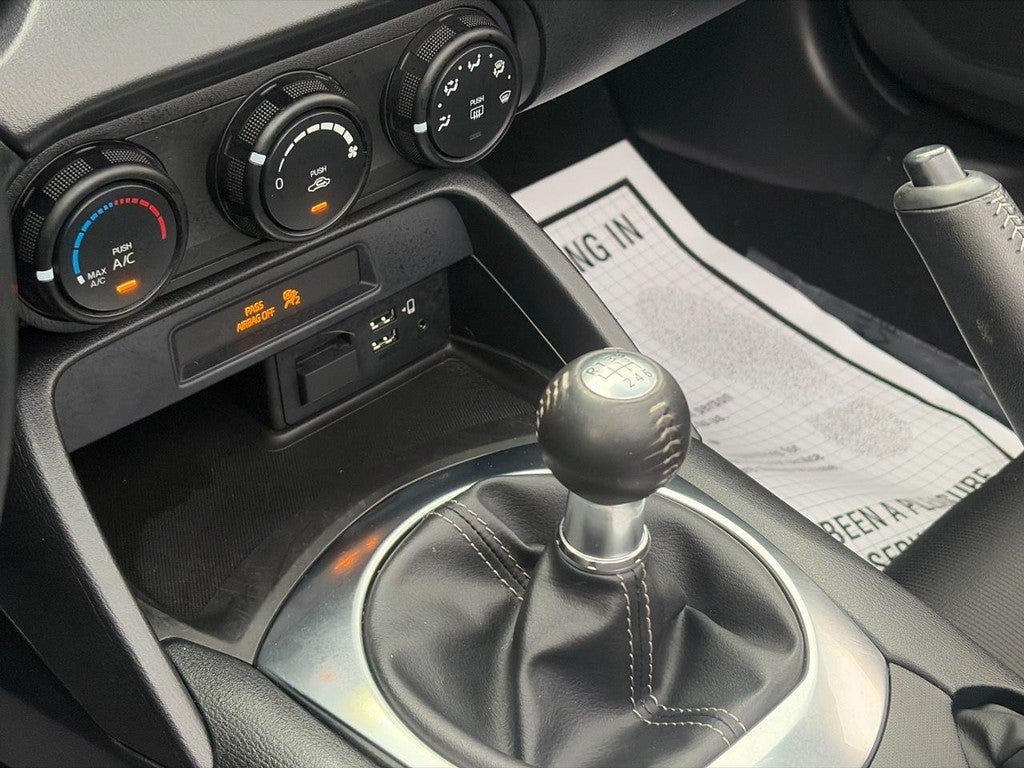 2022 Mazda Mazda MX-5 Miata Sport Manual
