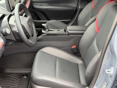 2026 Toyota Prius Plug-In Hybrid XSE Premium (Natl)