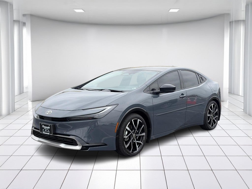 2026 Toyota Prius Plug-In Hybrid XSE Premium (Natl)