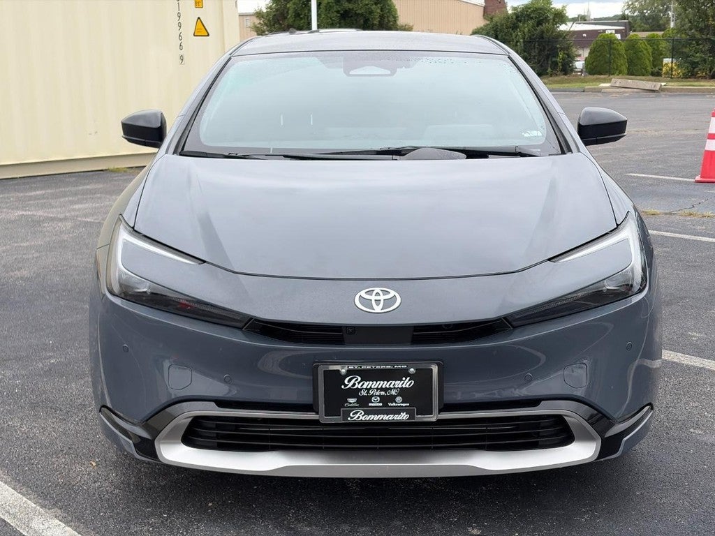 2026 Toyota Prius Plug-In Hybrid XSE Premium (Natl)