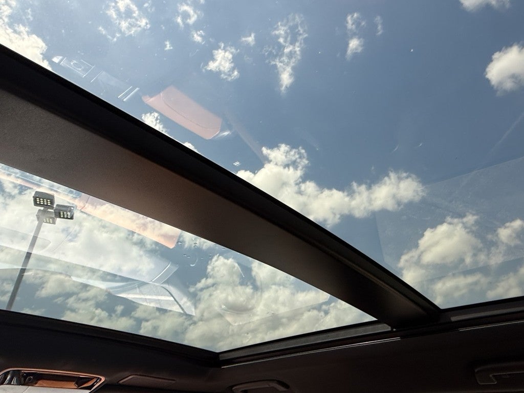 2020 Land Rover Range Rover Sport V8 Supercharged SVR