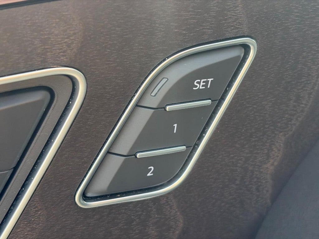 2022 Audi Q8 Prestige 55 TFSI quattro