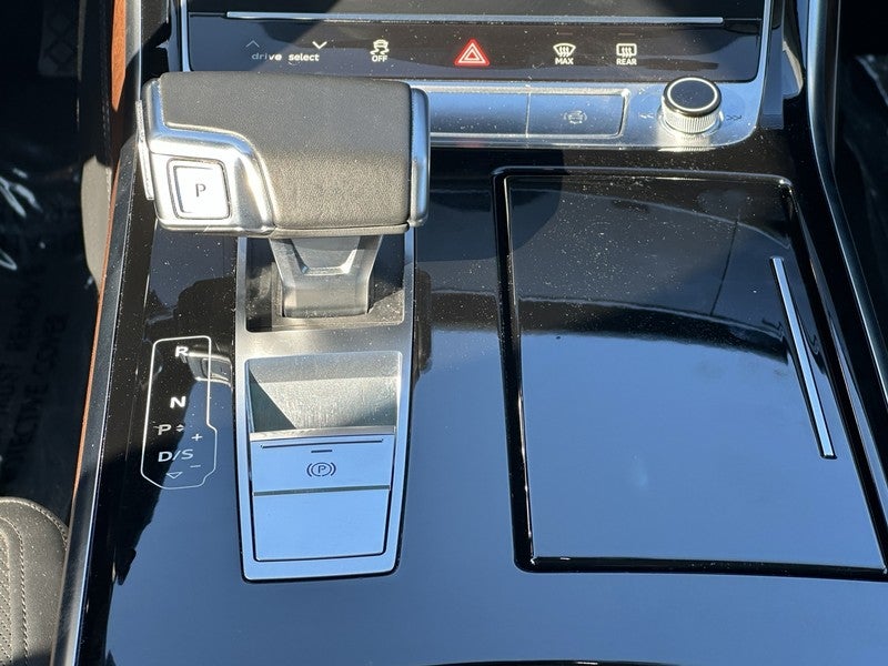 2021 Audi A8 L 60 TFSI quattro